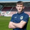 Lewis Crosbie signs for Dunfermline 