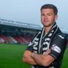 Dom Thomas signs for Dunfermline