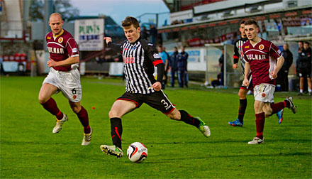 Alex Whittle crosses