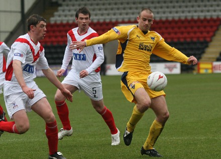 Graham Bayne v Airdrie United