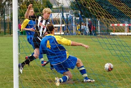 Blair Henderson's second goal in sixth minute