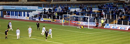 Morton v Dunfermline - Stephen Glass Penalty