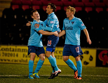 Craig Dargo celebrates third goal