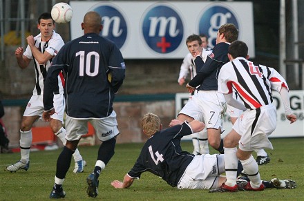 Dundee v Dunfermline