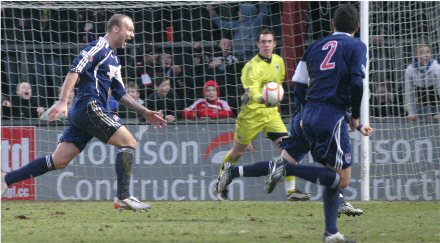 Steven Watt celebrates his equaliser