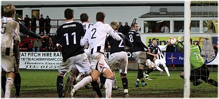 Dunfermline v Dundee