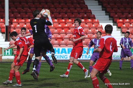 Dunfermline U19s v QOS