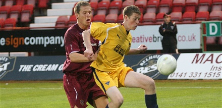 Jordan White in action v Hearts 16/07/08