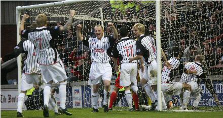 Graham Bayne scores v Raith Rovers