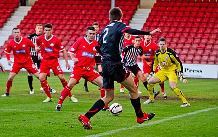 Ryan Williamson crosses for the second goal