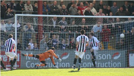 Ross County equalise 180409