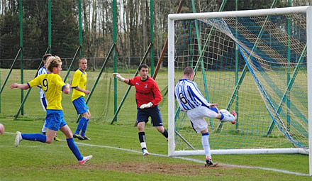 Kilmarnock survive goal line decision