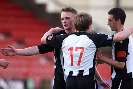 Allan Smith celebrates his goal. 3-1