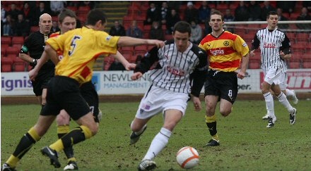 Steven McDougall v Partick Thistle