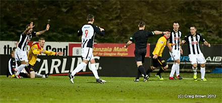 Partick Thistle are awarded a penalty