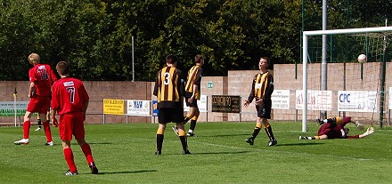 Blair Henderson scores Dunfermline`s fifth v Annan Athletic