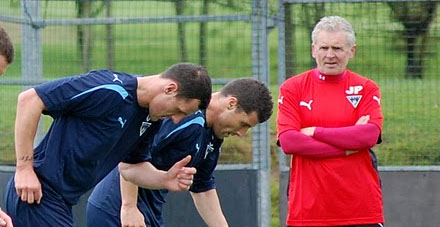 Jim Preston oversees training on day one