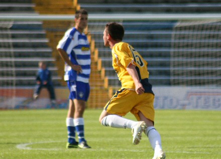 Joe Cardle celebrates debut goal