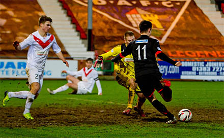 Grant Adam foils Lawrence Shankland