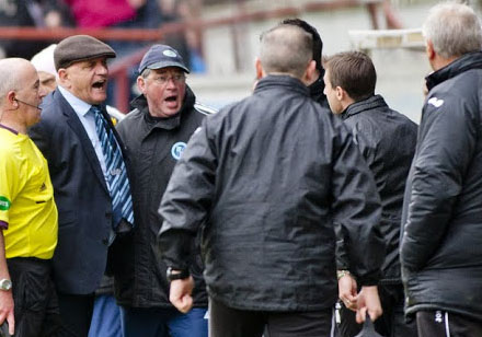 Dunfermlin?e Athletic v Forfar Athletic Irn Bru First Division Play Off East End Park 11 May 2013 Dick Campbell and Neil McCann clash (c) Craig Brown