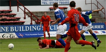 Joe Cardle taken down for 'penalty' that wasn't given