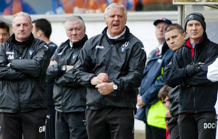 Dug out v PARTICK THISTLE