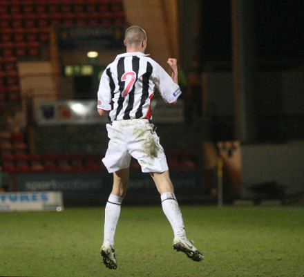 Calum Woods celebrates goal v Dundee