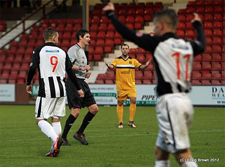 Dumbarton score Dunfermline&#039;s second