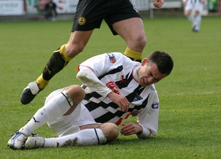 Steven Bell v Partick Thistle 14/03/09