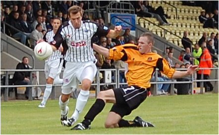 Graeme Holmes v Dumbarton 01.08.09