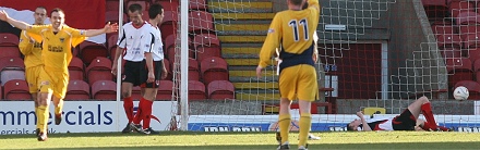 Nick Phinn celebrates a brace v Clyde 21/03/09