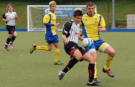 Aaron Scott v St Johnstone U19s