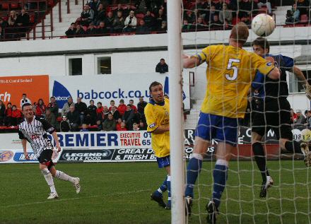 Joe Cardle scores v Morton 24.10.09