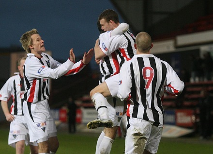 Goal celebration v Airdrie United 17/01/09