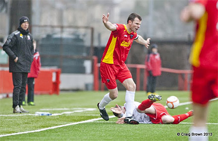 Andy Dowie v Airdrie United