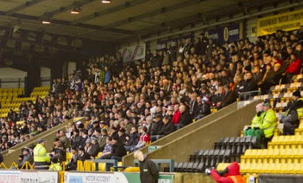 Pars fans at Braidwood Motor Company Stadium