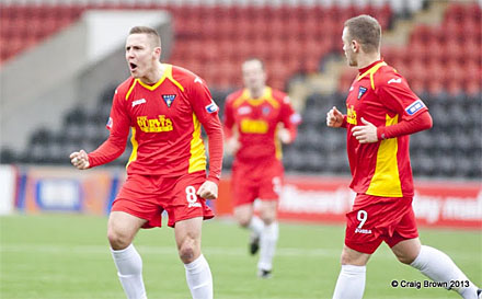 Stephen Husband celebrates goal 1-1