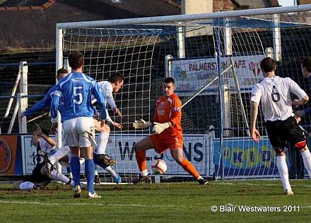 Dunfermline`s opening goal