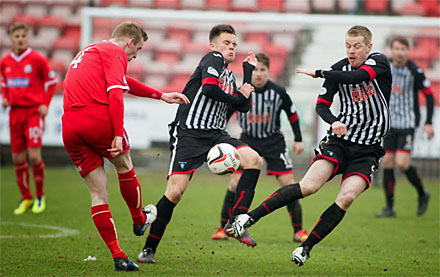 Dunfermline v Brechin City