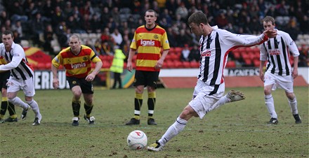 Rory Loy penalty v Thistle 14/02/09