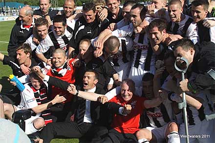 Pars celebrate championship