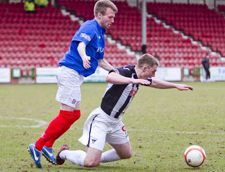 Allan Smith earns penalty