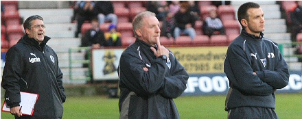 Bench Dunfermline v Partick Thistle