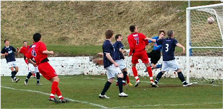 Rees Smith scores v Dundee