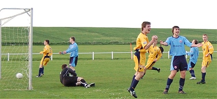 Rees Smith scores v Stirling Albion U19s