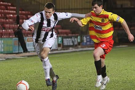 Paddy Boyle playing against Dunfermline