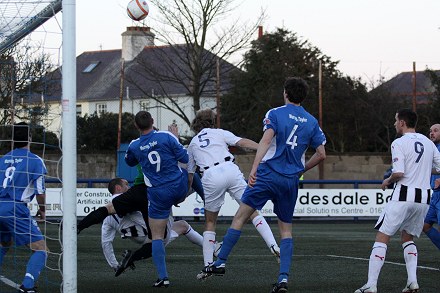 Neil McGregor attacks a corner v Montrose