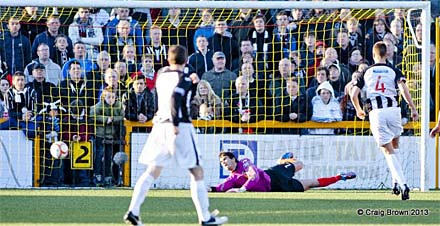 Alloa take the lead